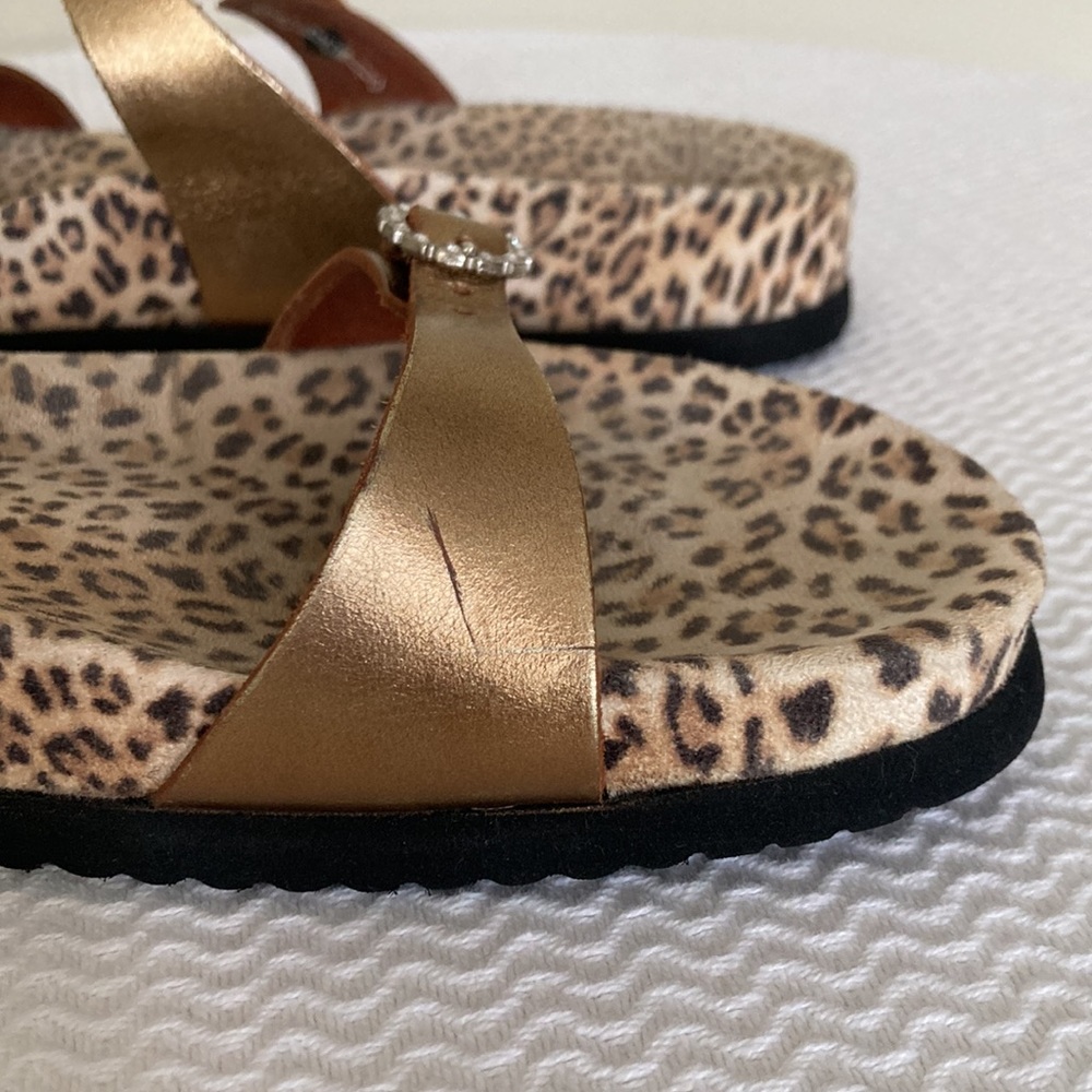 Mephisto Size 37 metallic gold Cheetah 🐆 print with rhinestones - Picture 10 of 10